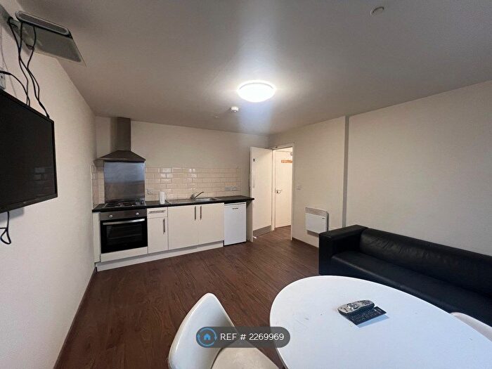 1 Bedroom Flat To Rent In Trinity Road, Bootle, L20