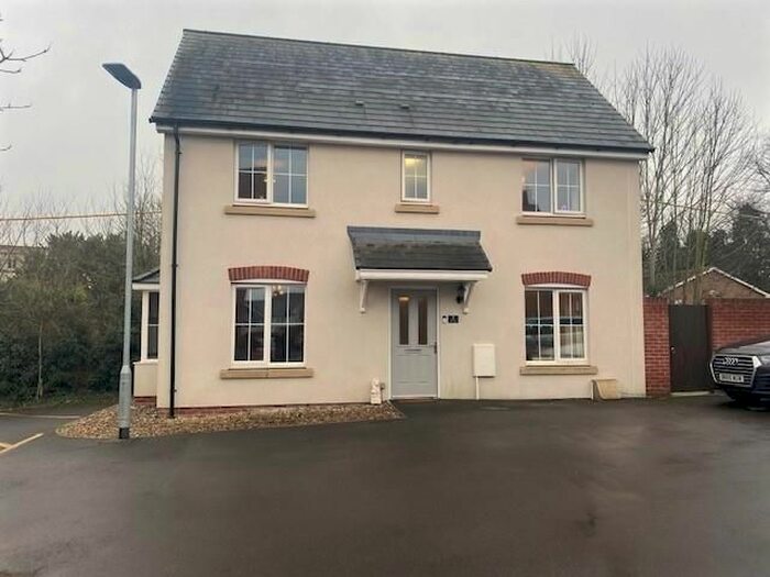 3 Bedroom Detached House To Rent In Dowse Close, Tidworth, SP9