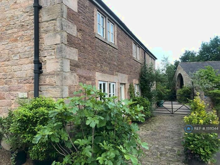 6 Bedroom Detached House To Rent In Whittle Le Woods, Chorley, PR6