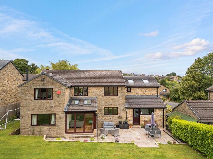 5 Bedroom Detached House For Sale In White Wells Gardens, Scholes, Holmfrth, HD9