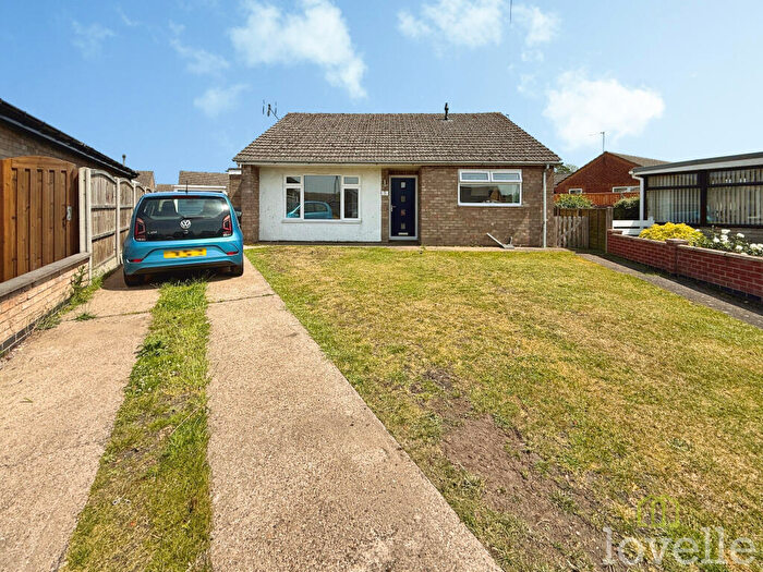3 Bedroom Bungalow For Sale In St Benedicts Close, North Hykeham, LN6