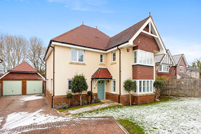 4 Bedroom Detached House For Sale In Ewart Close, Hassocks, BN6