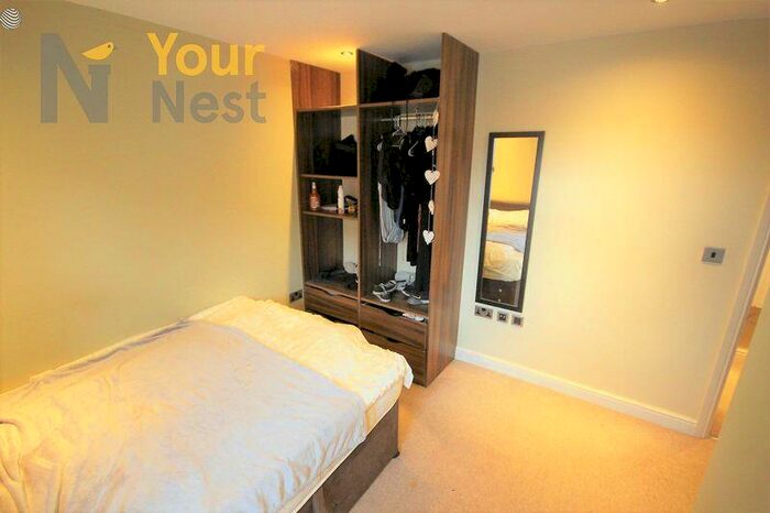 2 Bedroom Apartment To Rent In Granby Street, Headingley, Leeds, LS6