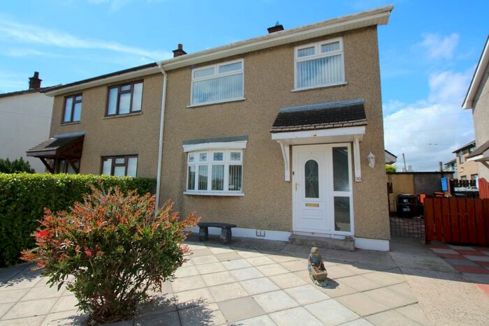 3 Bedroom Semi-Detached House For Sale In Knockleigh Drive, Greenisland, Carrickfergus, BT38