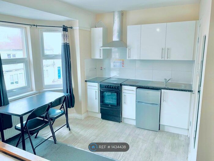 Studio To Rent In Southampton Street, Reading, RG1