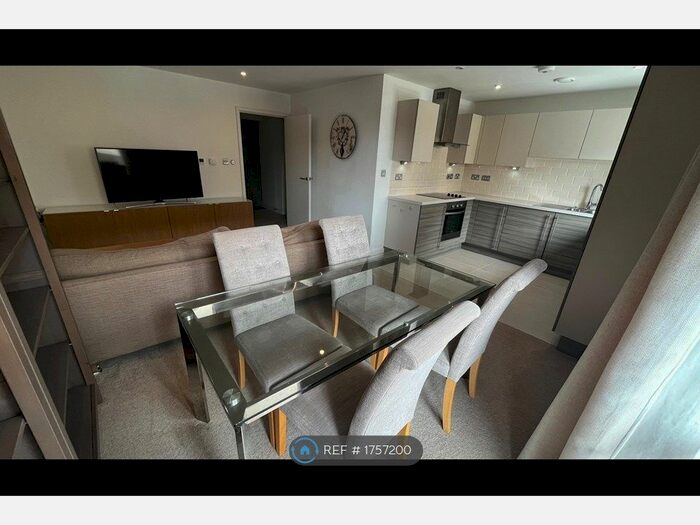 2 Bedroom Flat To Rent In Pitman Building, London, SE16