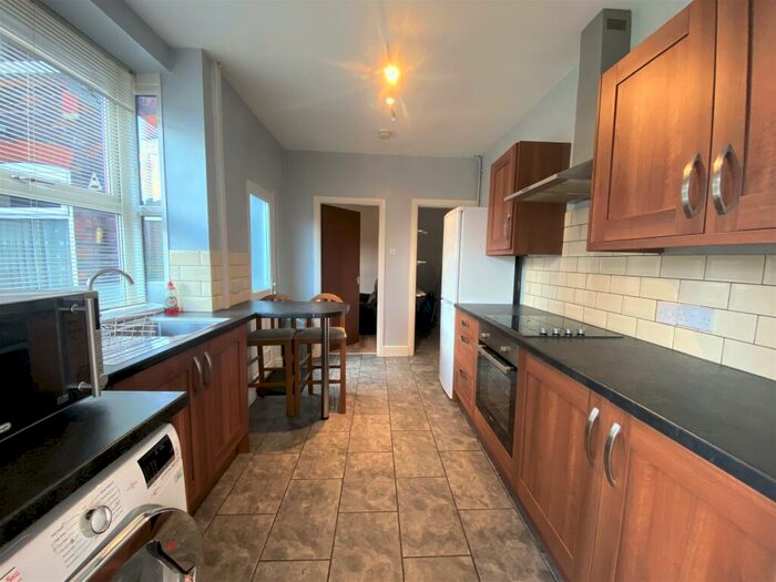4 Bedroom Terraced House To Rent In King Street, Cross Heath, Newcastle-under-Lyme, ST5