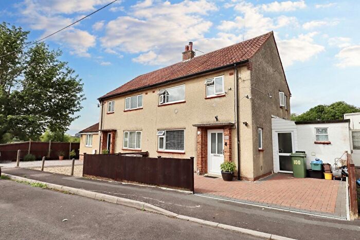 3 Bedroom Semi-Detached House For Sale In Portland Road, Street, BA16