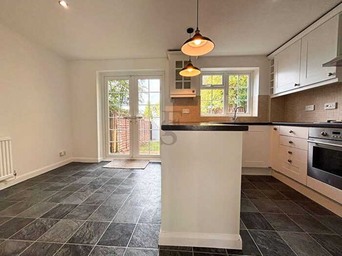 3 Bedroom End Of Terrace House To Rent In Burton Close, Oadby, Leicester, LE2