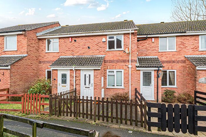 2 Bedroom Terraced House For Sale In Colne Gardens, PL3