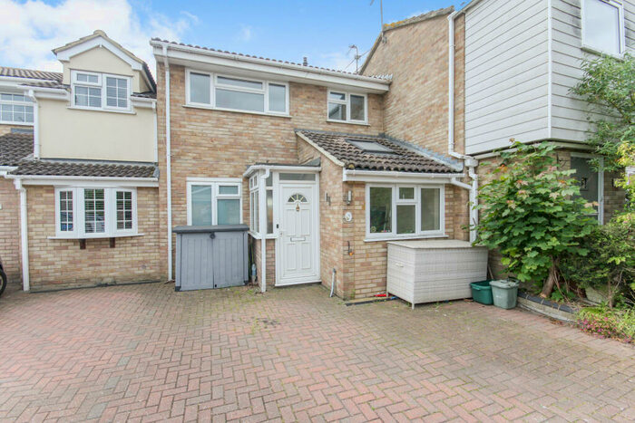 4 Bedroom Terraced House To Rent In Lavender Court, CM1