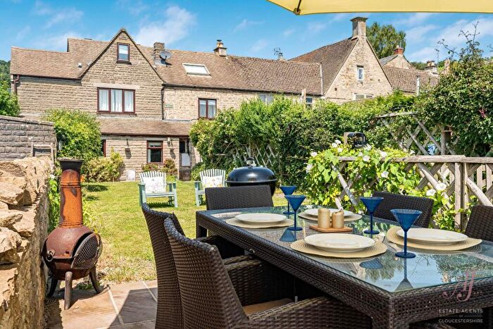 4 Bedroom House For Sale In Chapelfields, Randwick, Stroud, GL6