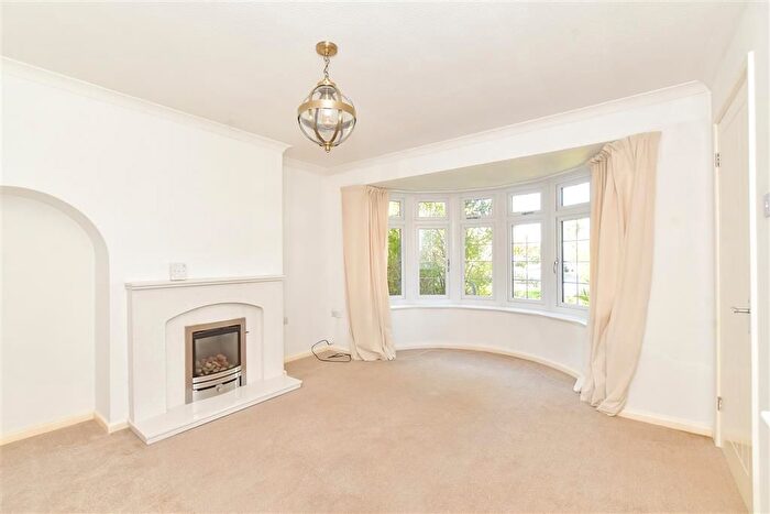 3 Bedroom Semi-Detached House For Sale In Old Manor Road, Rustington, West Sussex, BN16