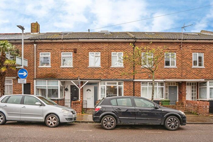 4 Bedroom Terraced House For Sale In Bath Road, Southsea, PO4