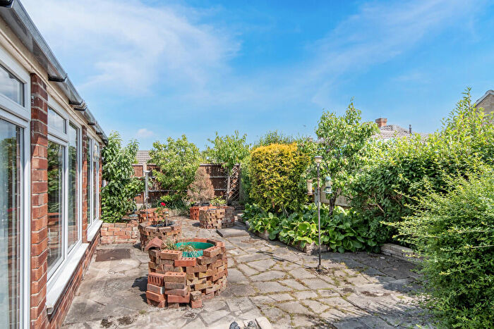 2 Bedroom Detached Bungalow For Sale In Durham Grove, Retford, DN22