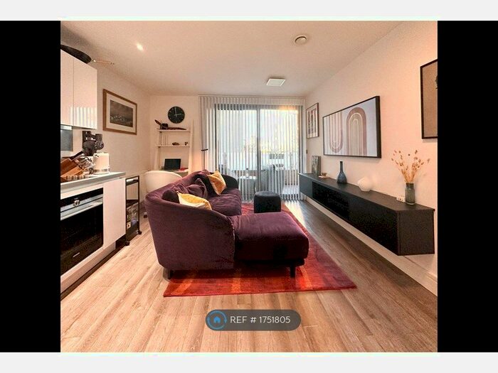 1 Bedroom Flat To Rent In Boleyn Road, London, N16