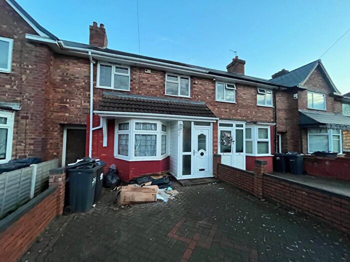 3 Bedroom House To Rent In Chingford Road, Birmingham, B44
