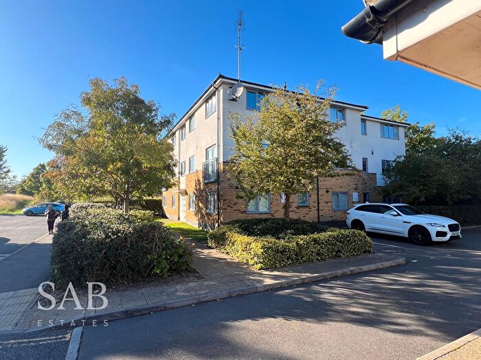 1 Bedroom Flat For Sale In Broadmead Road, Regent House, UB5