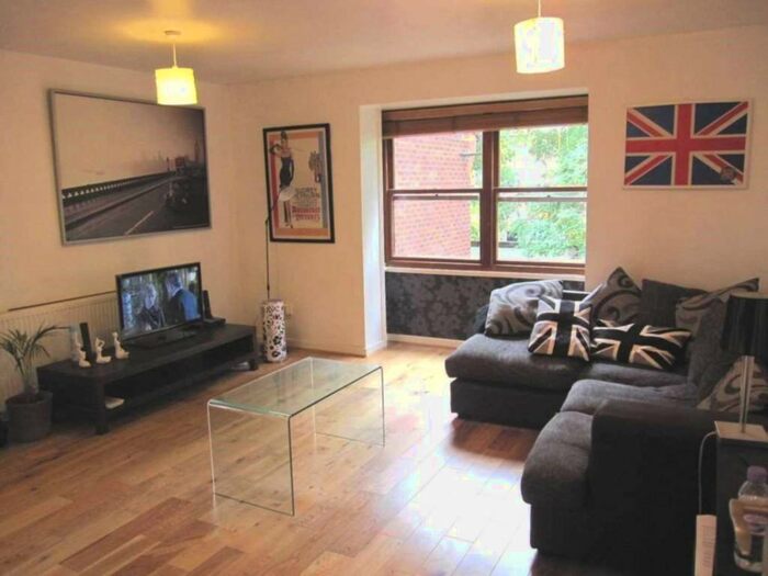 1 Bedroom Flat To Rent In Holley Road, Acton, W3