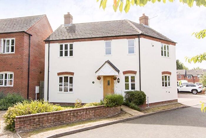 3 Bedroom Detached House To Rent In Simons Close, Swinford, LE17