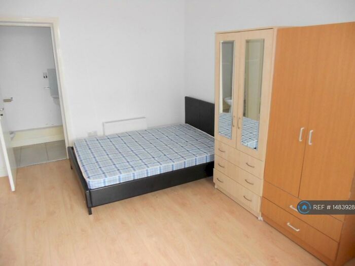 Studio To Rent In Brighton Street, Coventry, CV2