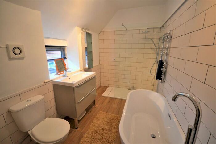 2 Bedroom End Of Terrace House To Rent In Mwrog Street, Ruthin, LL15