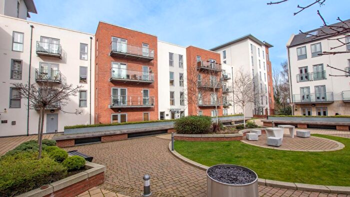 2 Bedroom Flat For Sale In Black Horse Lane, York, YO1