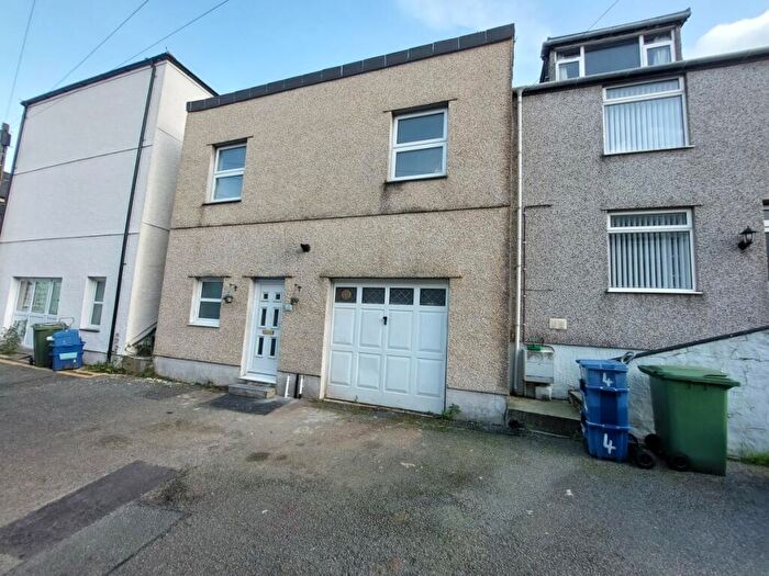2 Bedroom Semi-Detached House To Rent In Menai Street, Yfelinheli, LL56
