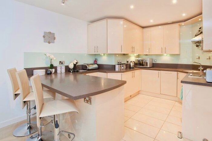 1 Bedroom Flat To Rent In Centurion Square, York, YO1