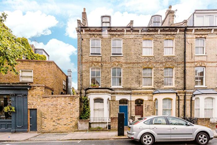 1 Bedroom Flat To Rent In Moray Road, Finsbury Park, N4