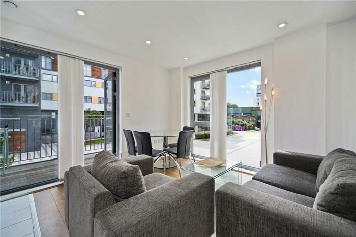1 Bedroom Apartment To Rent In Hodgeson House, E1