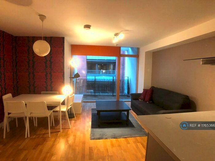 2 Bedroom Flat To Rent In The Design House, Manchester, M4