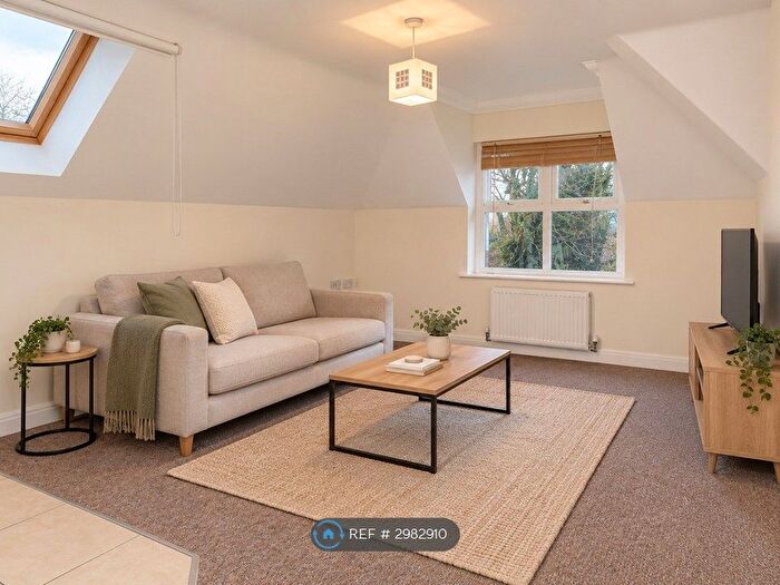 1 Bedroom Flat To Rent In Richmond Park Road, Bournemouth, BH8