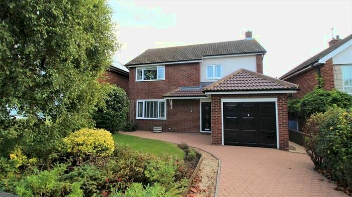 4 Bedroom Detached House To Rent In Caves Lane, Bedford, MK40
