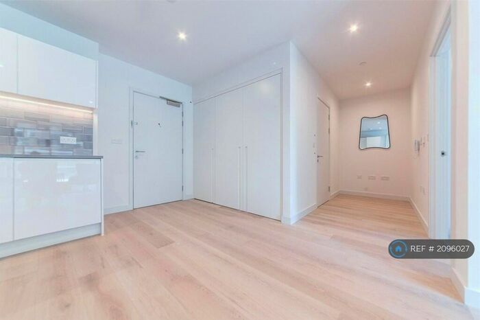 1 Bedroom Flat To Rent In John Cabot House, London, E16