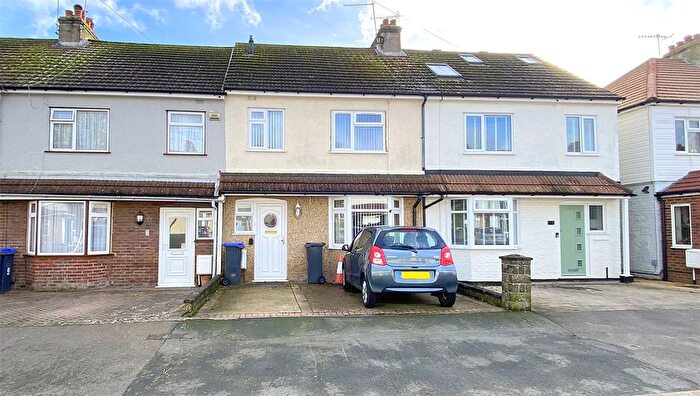 3 Bedroom Terraced House For Sale In Fourth Avenue, Lancing, West Sussex, BN15