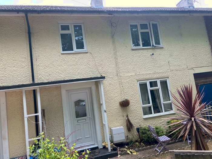 5 Bedroom House To Rent In Windermere Avenue, Southampton, SO16