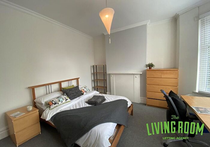 5 Bedroom House To Rent In Cathays Terrace, Cathays, Cardiff, CF24