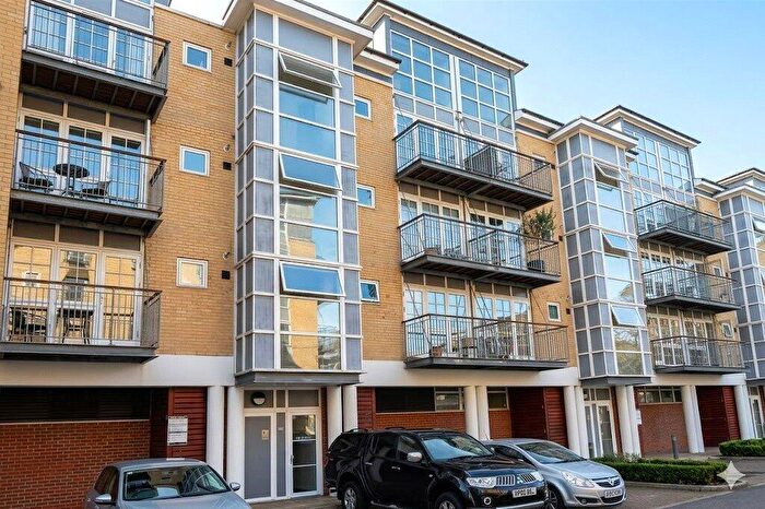 2 Bedroom Apartment To Rent In Malt House Place, Brewers Gate, High Street, Romford, RM1