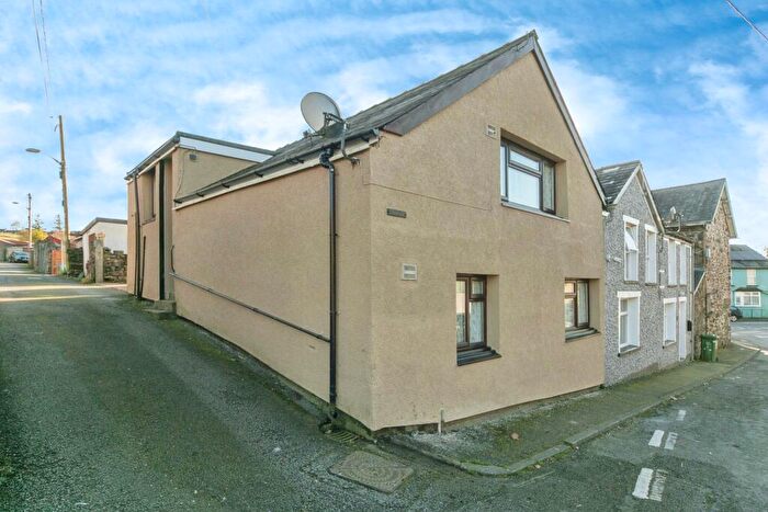 2 Bedroom Semi-Detached House For Sale In Sun Street, Ffestiniog, Blaenau Ffestiniog, Gwynedd, LL41