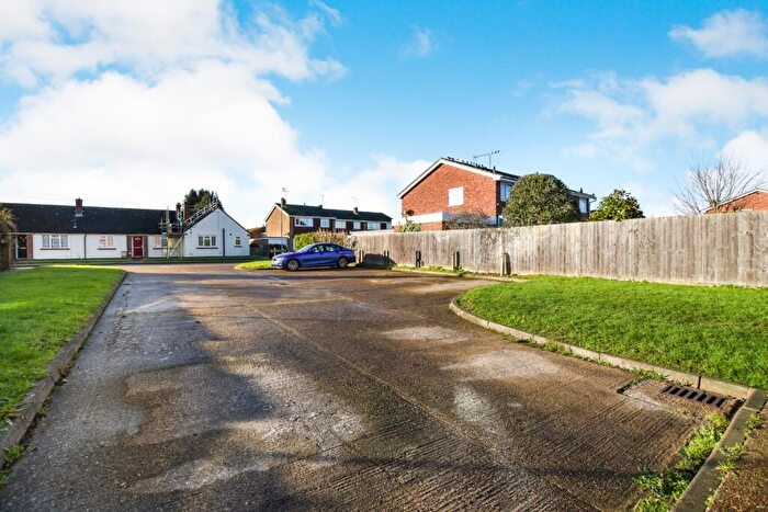 1 Bedroom Flat For Sale In Heywood Court, Heywood Way, Heybridge, CM9