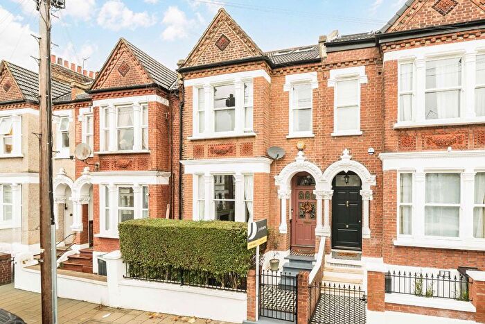 5 Bedroom Property For Sale In Kingscourt Road, Streatham, SW16