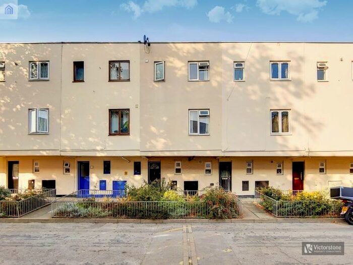 4 Bedroom Terraced House To Rent In Penderyn Way, Carleton Road, Holloway, London, N7