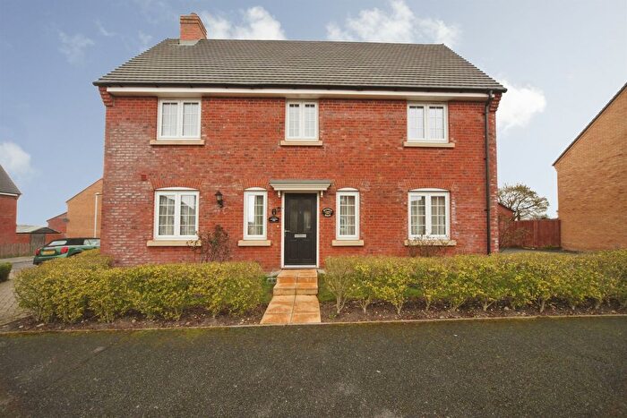 4 Bedroom Detached House For Sale In Orpington Rise, Houghton Regis, Dunstable, LU5