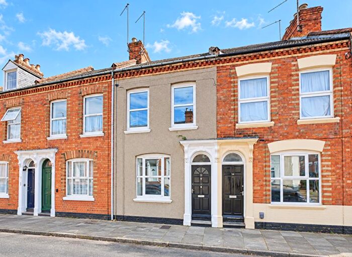 3 Bedroom Terraced House For Sale In Thenford Street, Abington, Northampton, NN1