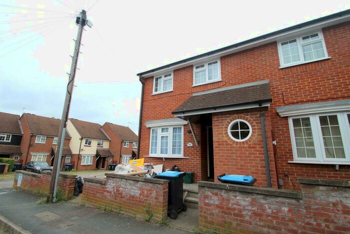1 Bedroom Maisonette To Rent In Russell Place, Hemel Hempstead, HP3