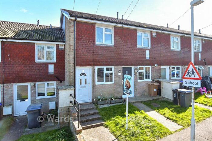 2 Bedroom Maisonette For Sale In Owen Square, Walmer, Deal, Kent, CT14