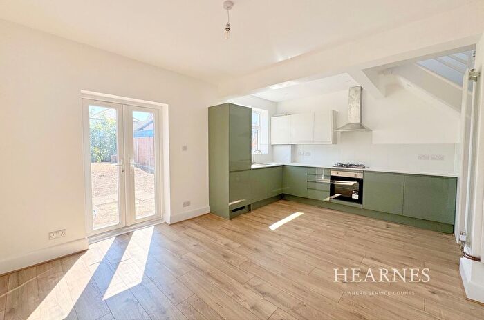 3 Bedroom Semi Detached House For Sale In Pine Road, Bournemouth, BH9