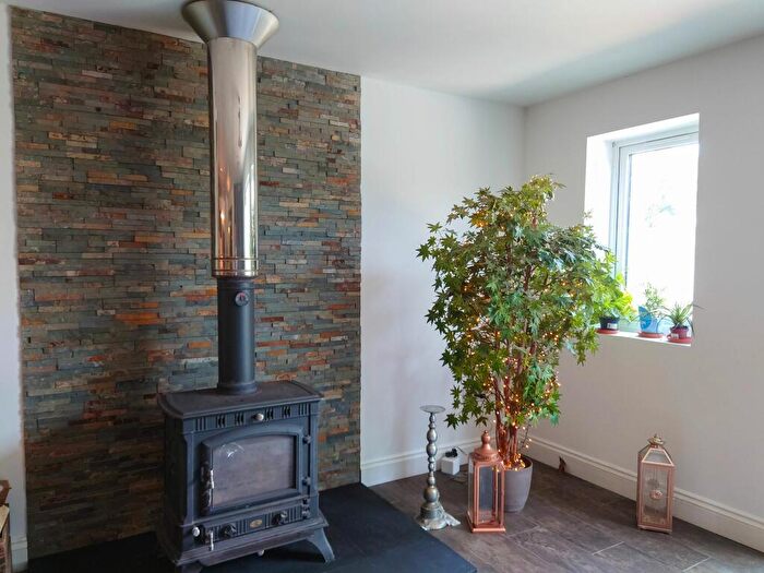 5 Bedroom Detached House For Sale In South Coast Road, Peacehaven, BN10