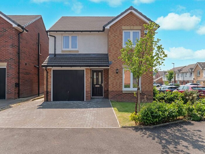4 Bedroom Detached House For Sale In Cowan Avenue, Johnstone, Renfrewshire, PA5